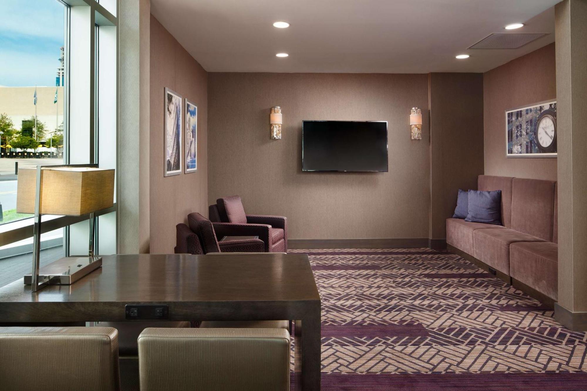 Embassy Suites By Hilton Charlotte Uptown Ngoại thất bức ảnh