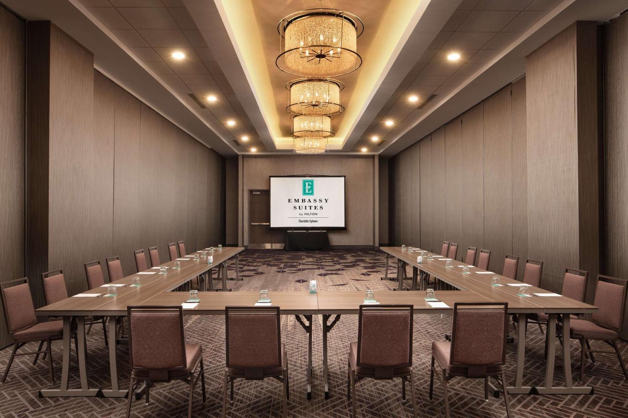 Embassy Suites By Hilton Charlotte Uptown Ngoại thất bức ảnh