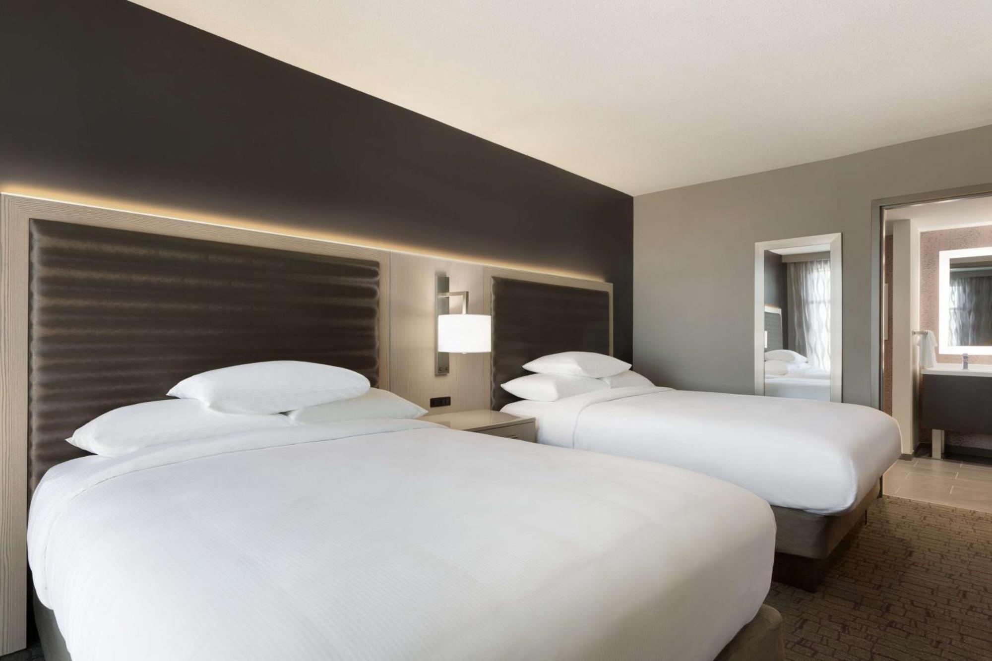 Embassy Suites By Hilton Charlotte Uptown Ngoại thất bức ảnh