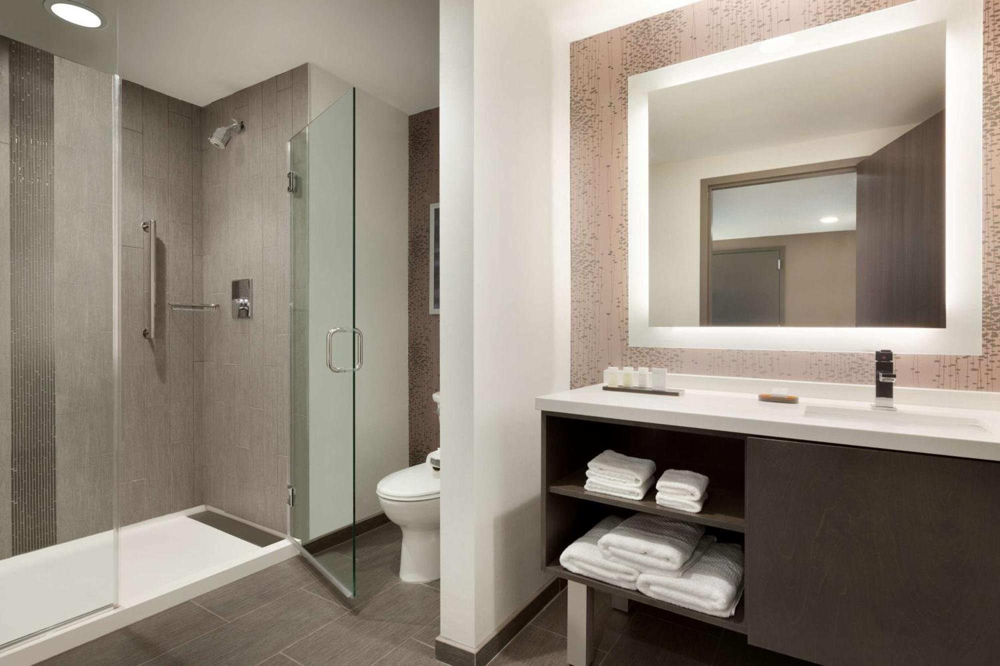 Embassy Suites By Hilton Charlotte Uptown Ngoại thất bức ảnh