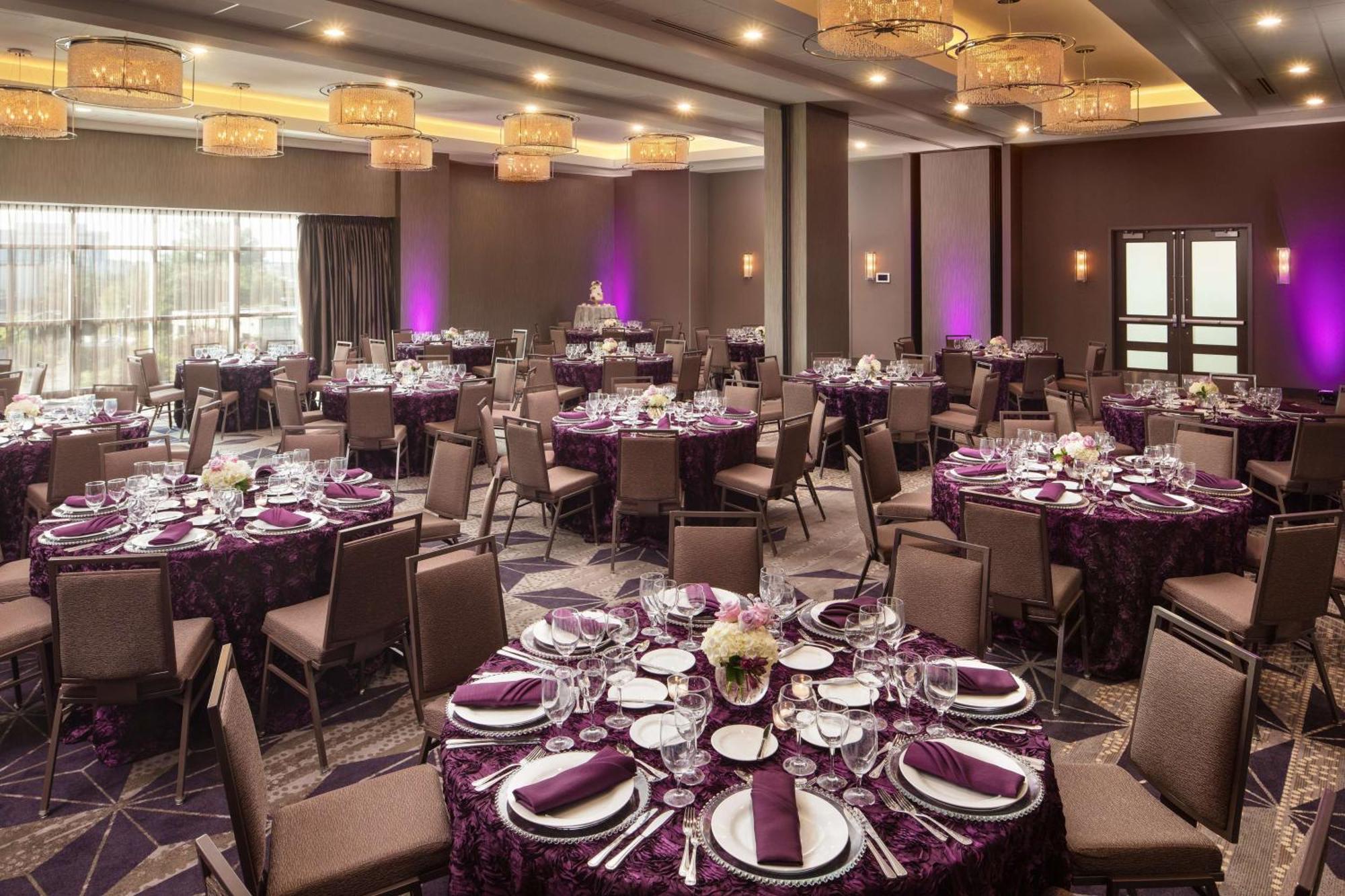 Embassy Suites By Hilton Charlotte Uptown Ngoại thất bức ảnh